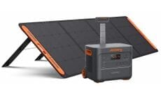 Jackery Explorer 3000 Pro Portable Solar Generator Kit - With 200W Jackery Solar Panel